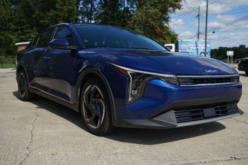 2025 Kia K4 EX's photo