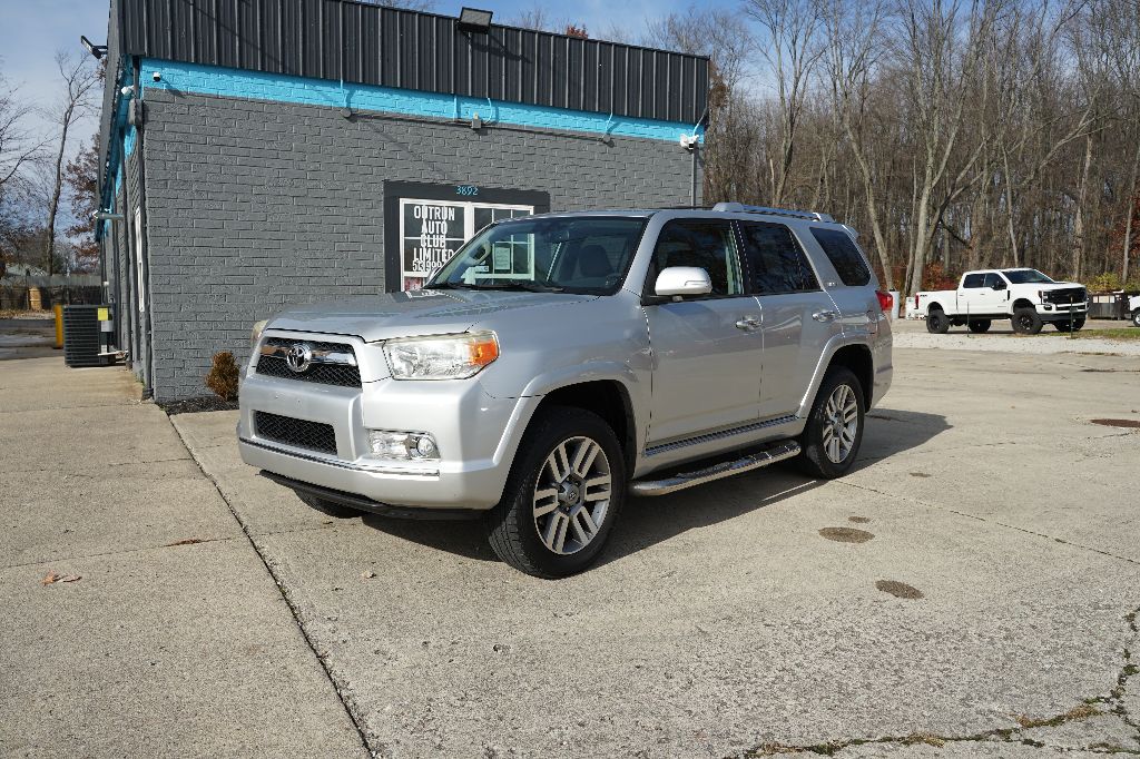 2011 Toyota 4Runner Limited's photo