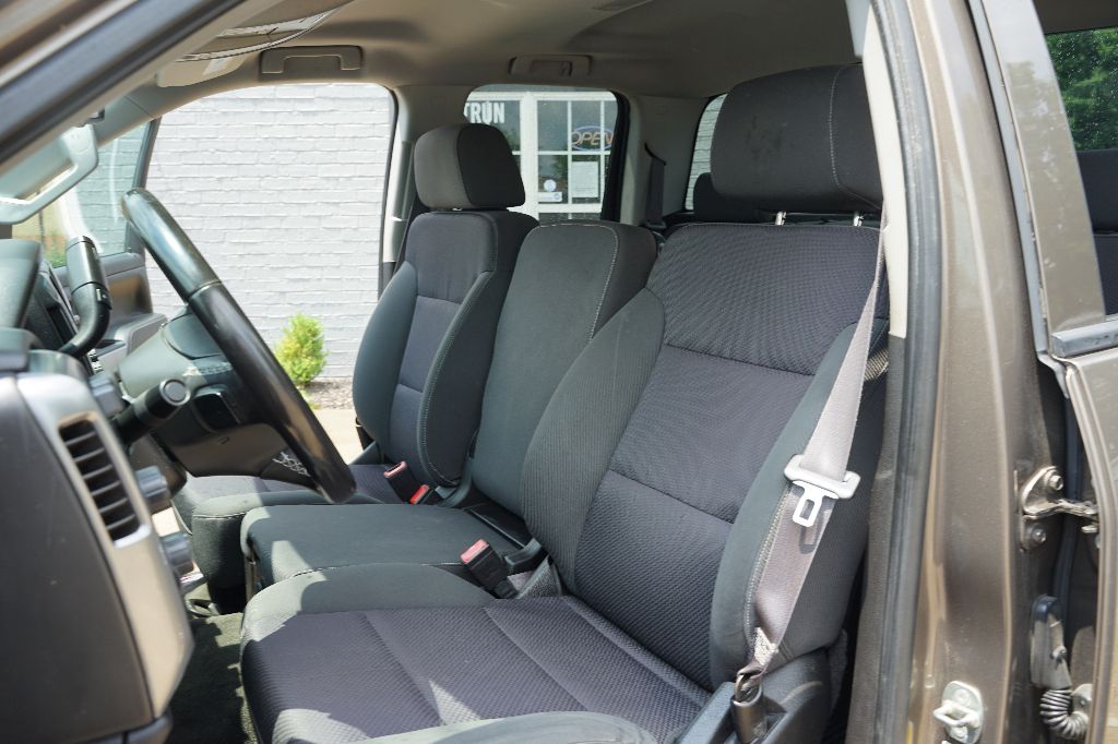 2015 Chevrolet Silverado 1500 LT - Photo 13